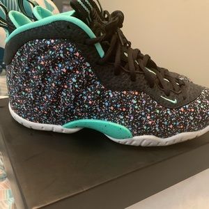 Nike Foamposite (Easter) 7Y